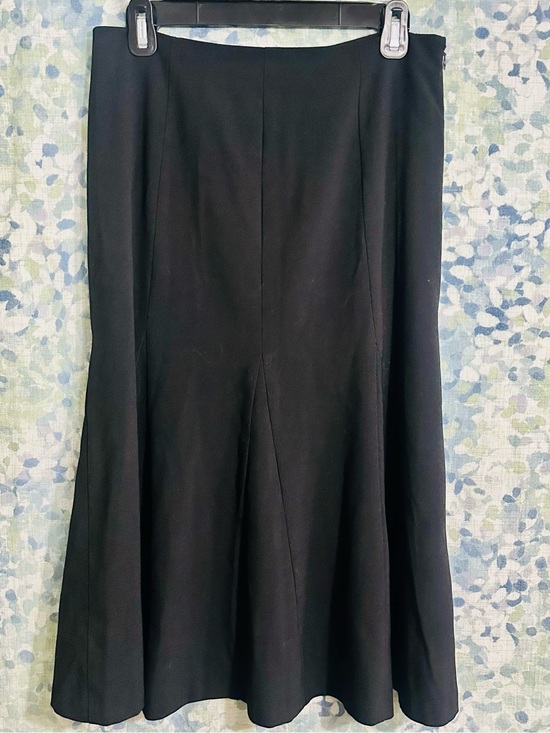 Sunny Leigh Dresses & Skirts - Sunny Leigh Stretch Black A-Line Midi Skirt Size 8 Flared Career Skirt